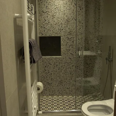 The Mint House شقة