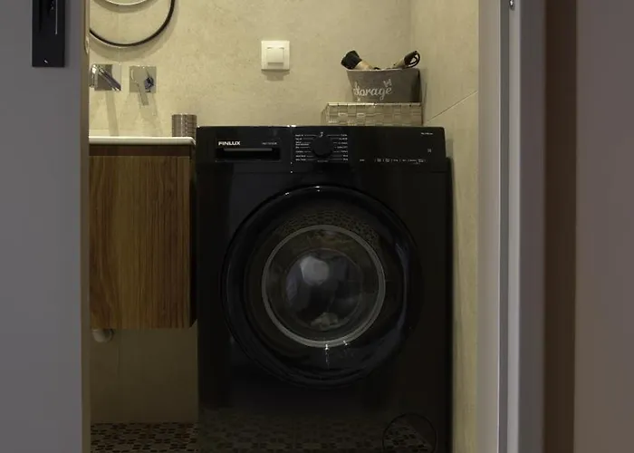 Апартаменты The Mint House *